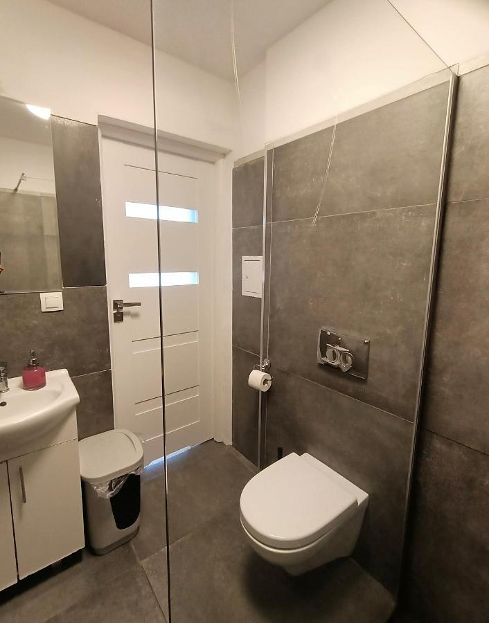 Firstroom Γκντανσκ Εξωτερικό φωτογραφία